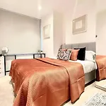 Luxury Two Bed On Baker St