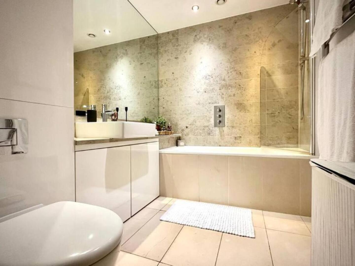 Luxury Two Bed On Baker St Appartamento